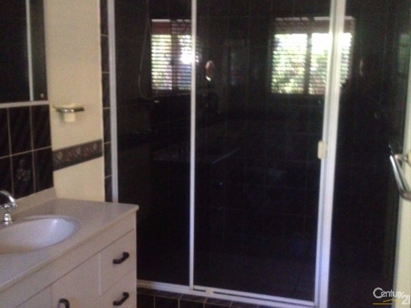 Logan Village QLD 4207