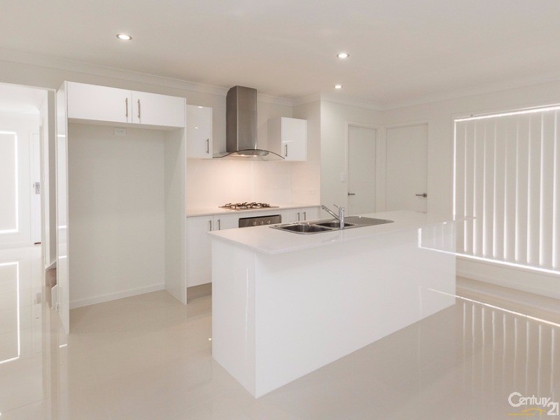 5 Dew Street, Yarrabilba QLD 4207