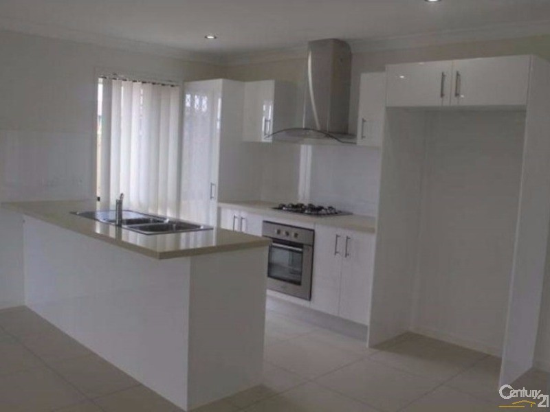 25 Treeline Circuit, Yarrabilba QLD 4207