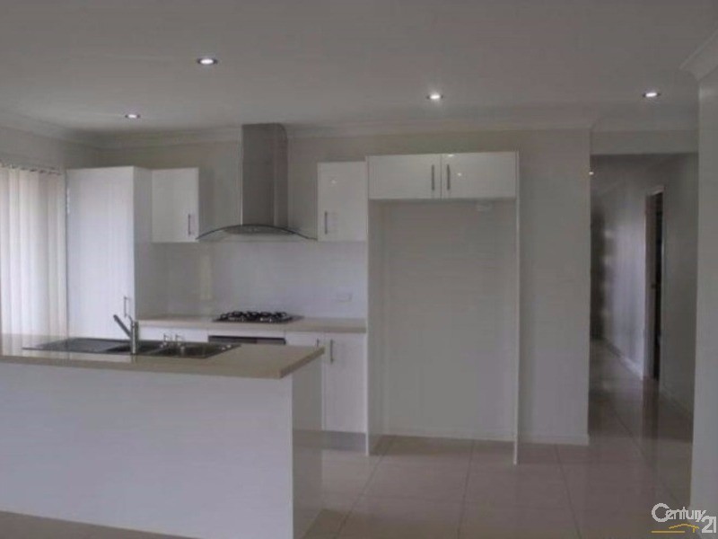 25 Treeline Circuit, Yarrabilba QLD 4207