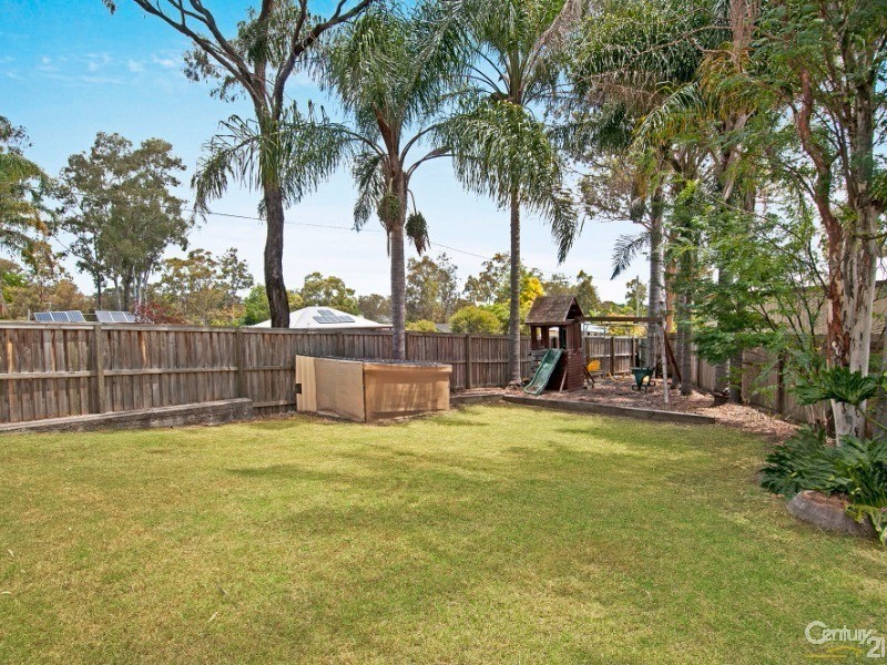 26 Hill St, Jimboomba QLD 4280