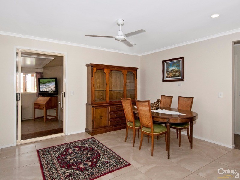 26 Hill St, Jimboomba QLD 4280