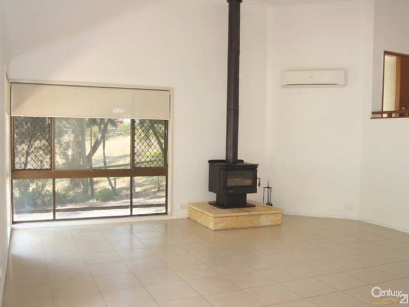 230 Routley Drive, Kooralbyn QLD 4285