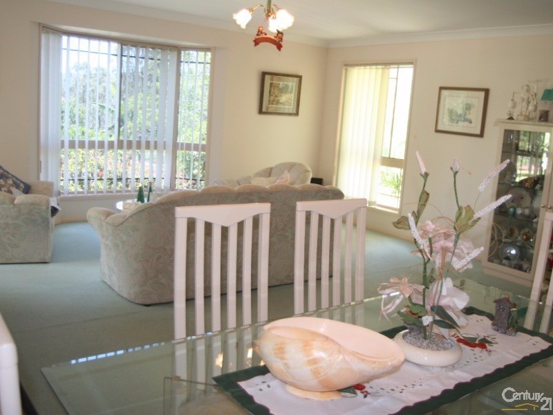 117 Walker Drive, Kooralbyn QLD 4285