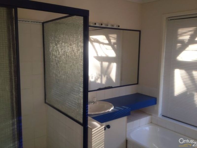 44 Mayfair Drive, Browns Plains QLD 4118