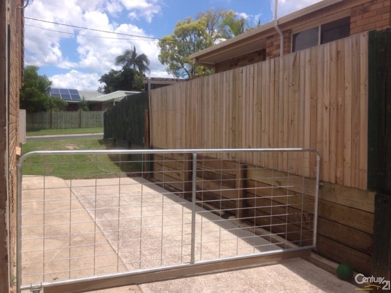 5 Lucida Court, Regents Park QLD 4118