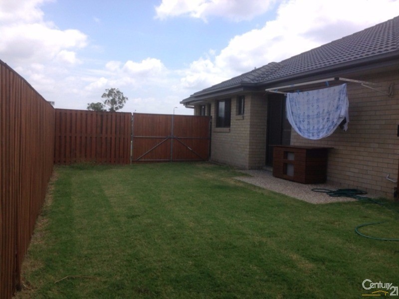 11 Summerview Avenue, Yarrabilba QLD 4207