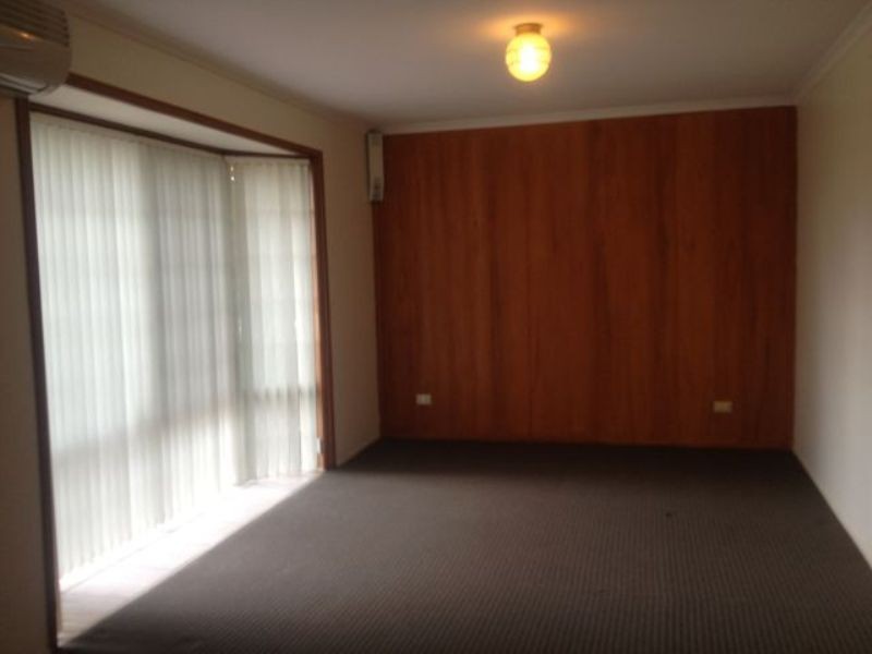 43 Edenlea Drive, Meadowbrook QLD 4131