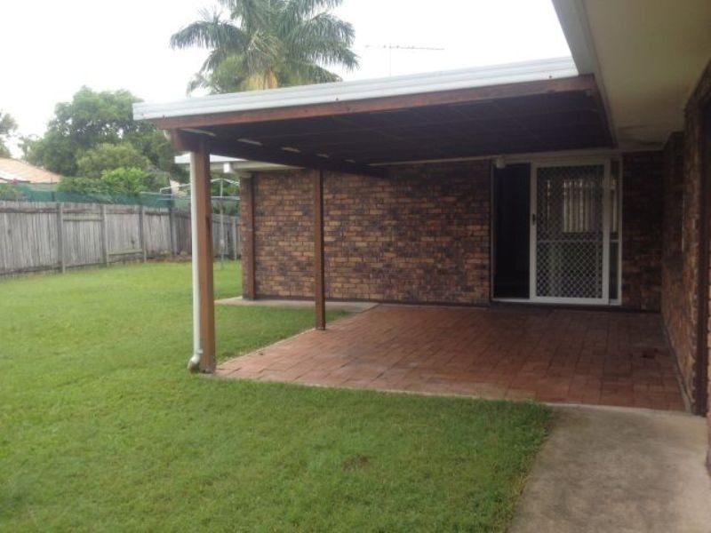 43 Edenlea Drive, Meadowbrook QLD 4131