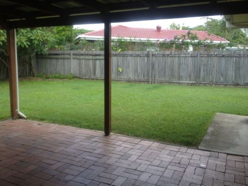 43 Edenlea Drive, Meadowbrook QLD 4131