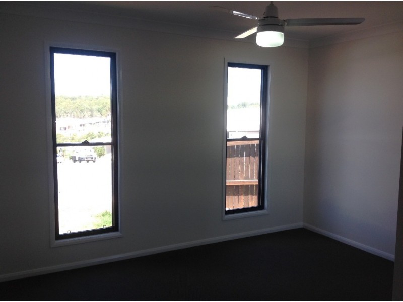 28 Baspa Street, Holmview QLD 4207