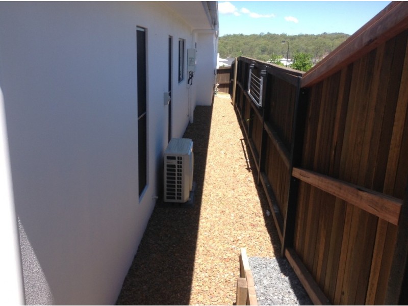 28 Baspa Street, Holmview QLD 4207