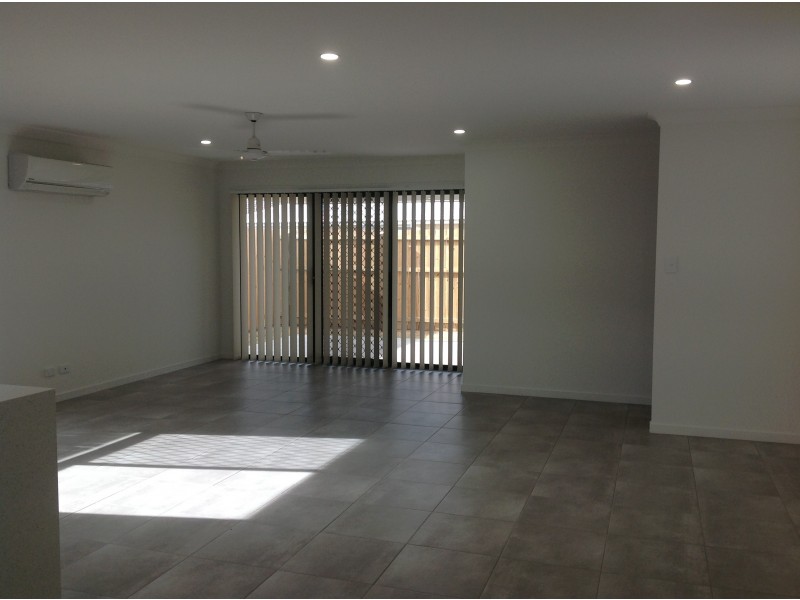 233 Darlington Drive, Yarrabilba QLD 4207