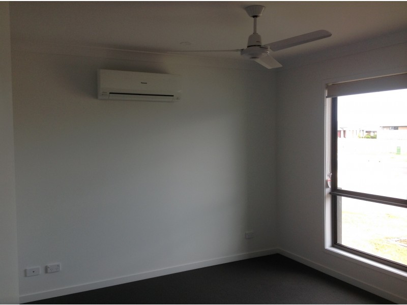 233 Darlington Drive, Yarrabilba QLD 4207