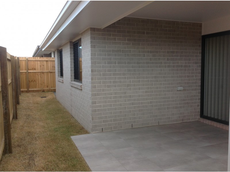 233 Darlington Drive, Yarrabilba QLD 4207