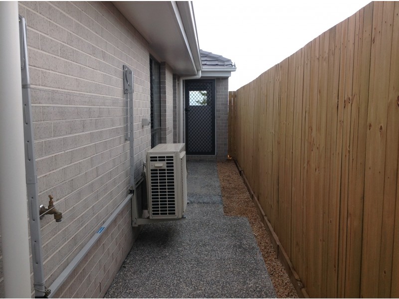 233 Darlington Drive, Yarrabilba QLD 4207