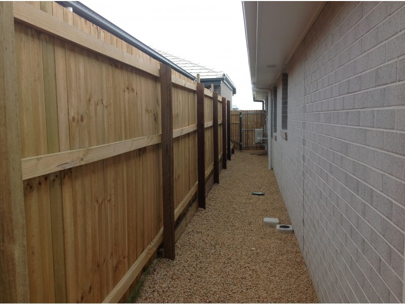 233 Darlington Drive, Yarrabilba QLD 4207