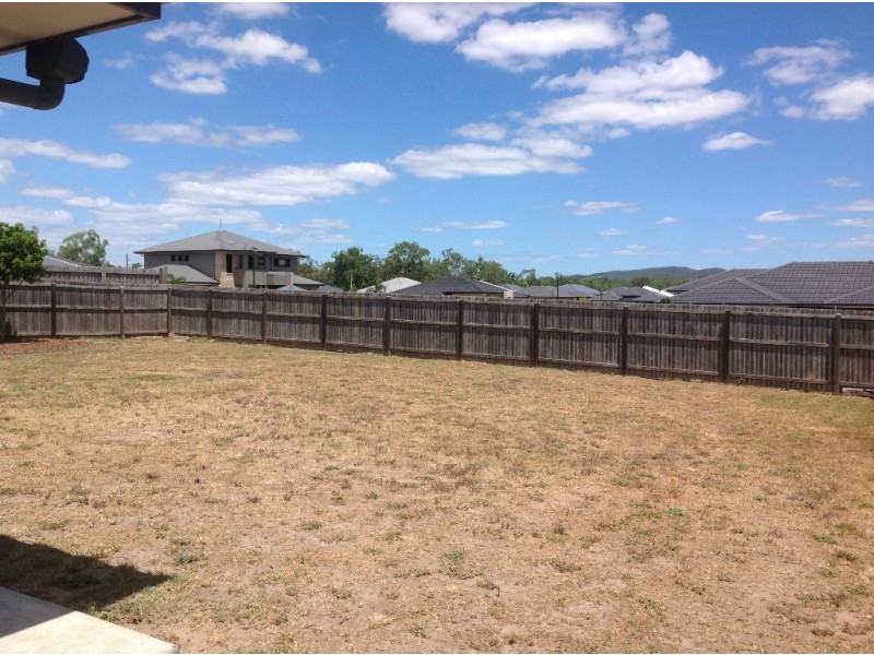 9 Robyn Court, Logan Village QLD 4207