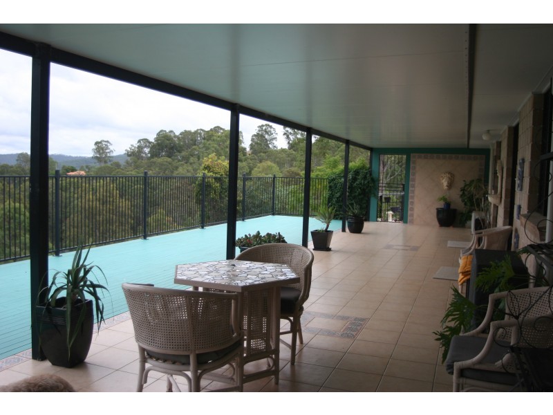 212-216 Boomerang Drive, Kooralbyn QLD 4285