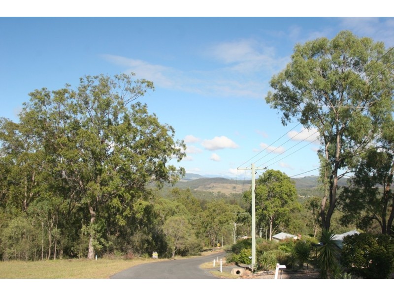 50-52 White Place, Kooralbyn QLD 4285