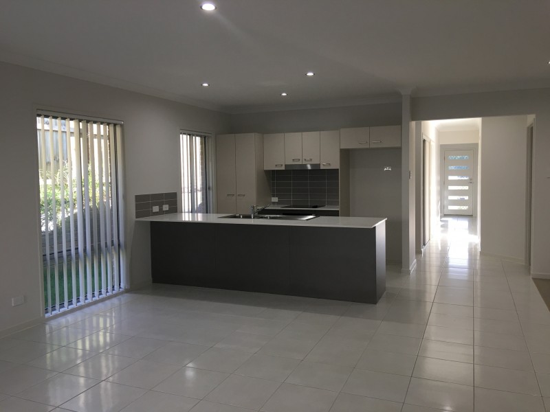 39 Essington Mews, Leichhardt QLD 4305