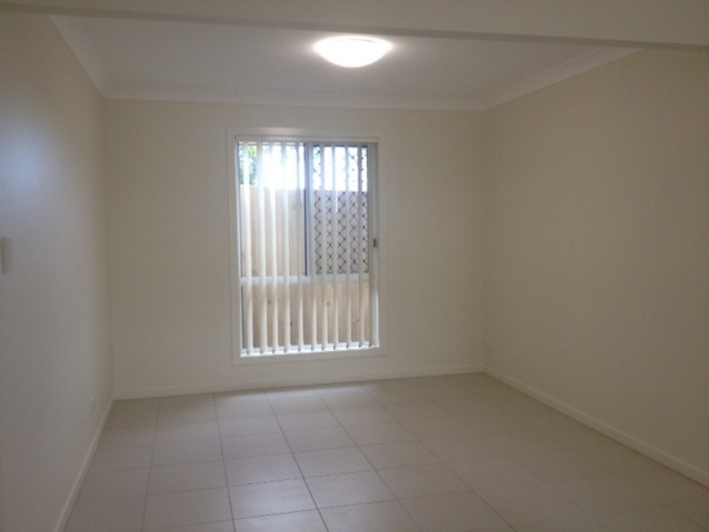 27 Sunstone Court, Logan Reserve QLD 4133