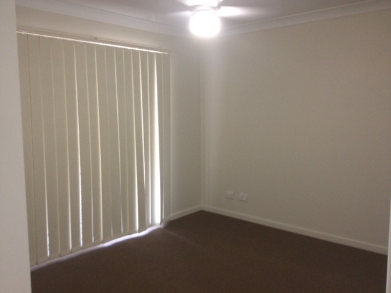 27 Sunstone Court, Logan Reserve QLD 4133