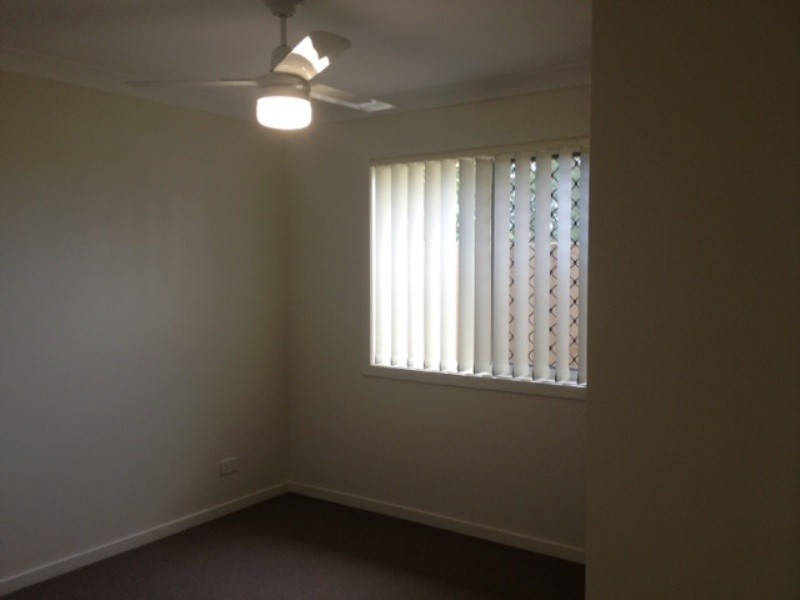27 Sunstone Court, Logan Reserve QLD 4133