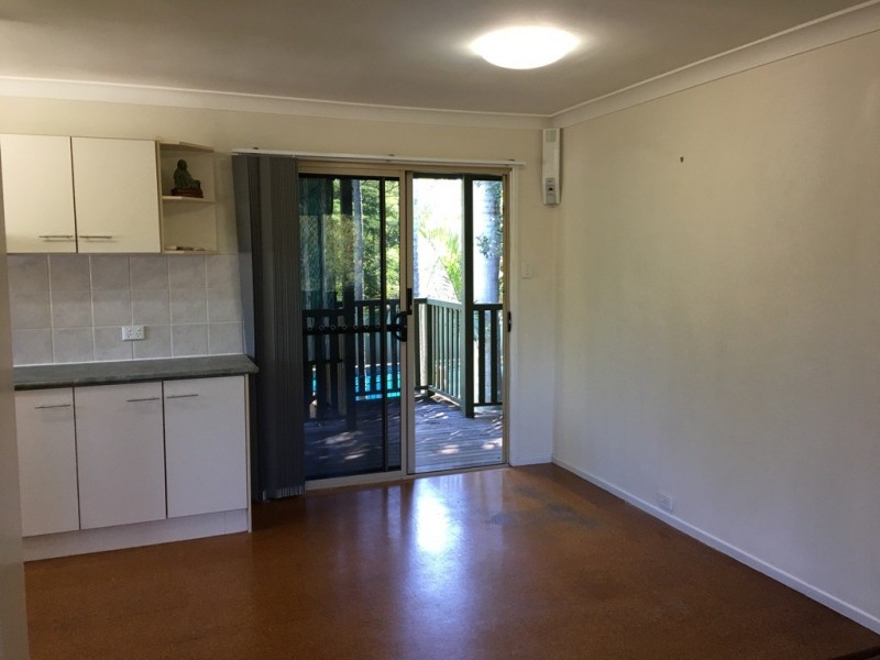 18 Welbeck Street, Logan Central QLD 4114