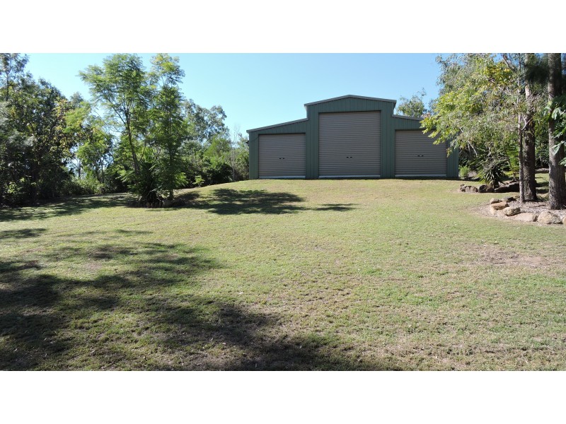 110-112 Scarvell Place, Kooralbyn QLD 4285