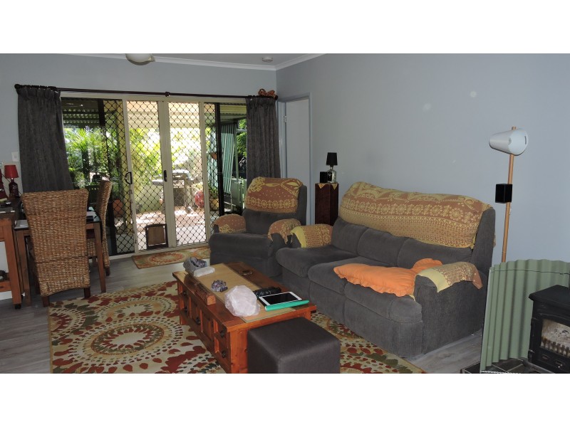 110-112 Scarvell Place, Kooralbyn QLD 4285