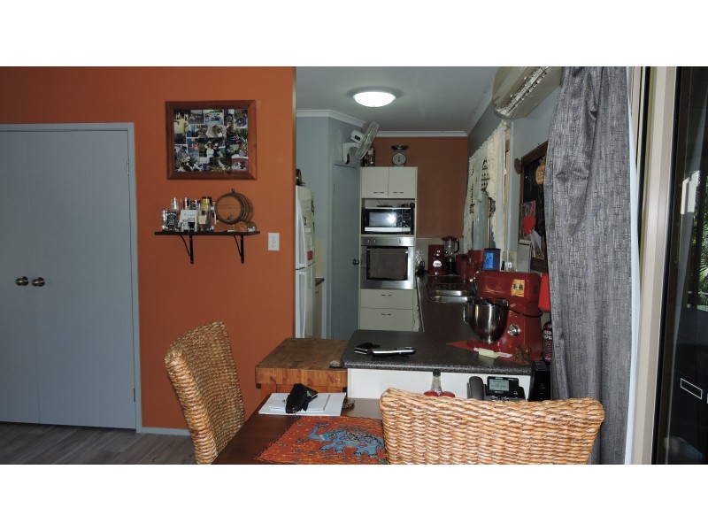 110-112 Scarvell Place, Kooralbyn QLD 4285