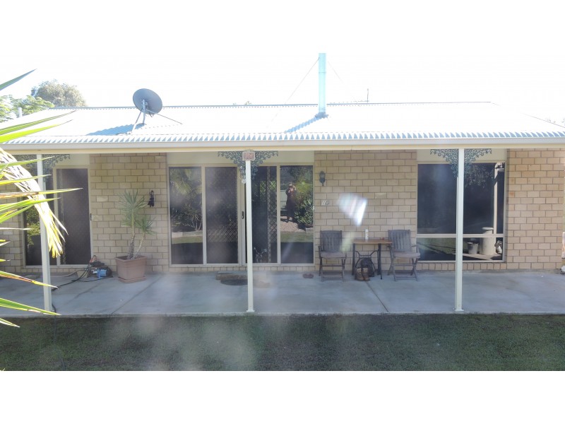 110-112 Scarvell Place, Kooralbyn QLD 4285