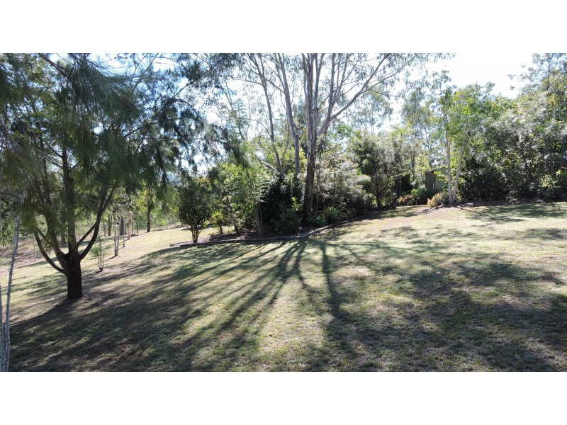 110-112 Scarvell Place, Kooralbyn QLD 4285