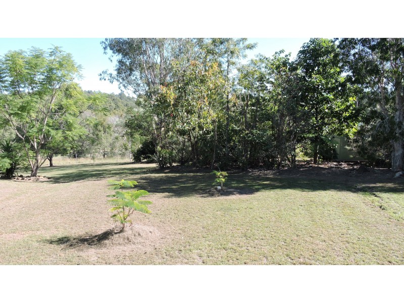 110-112 Scarvell Place, Kooralbyn QLD 4285