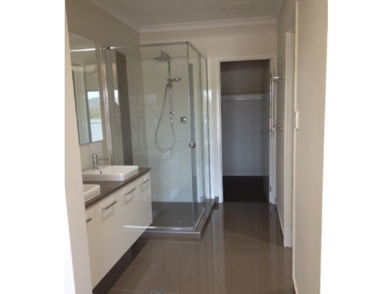 23 Summerview Avenue, Yarrabilba QLD 4207