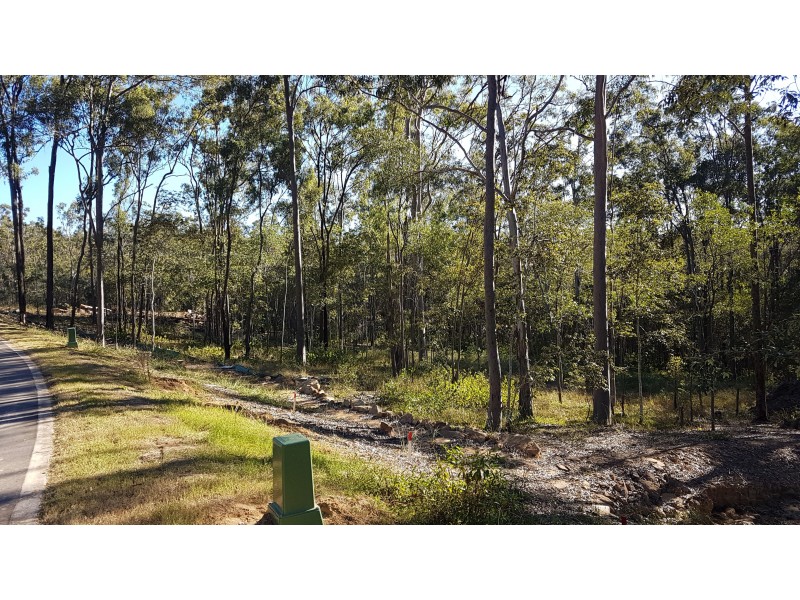 12-16 Dellcal Place, Tamborine QLD 4270