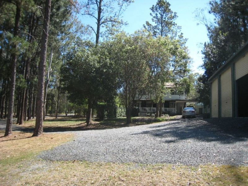 26 Aberdeen Road, North Maclean QLD 4280