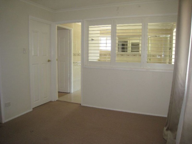 26 Aberdeen Road, North Maclean QLD 4280