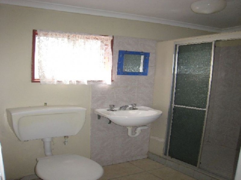 26 Aberdeen Road, North Maclean QLD 4280