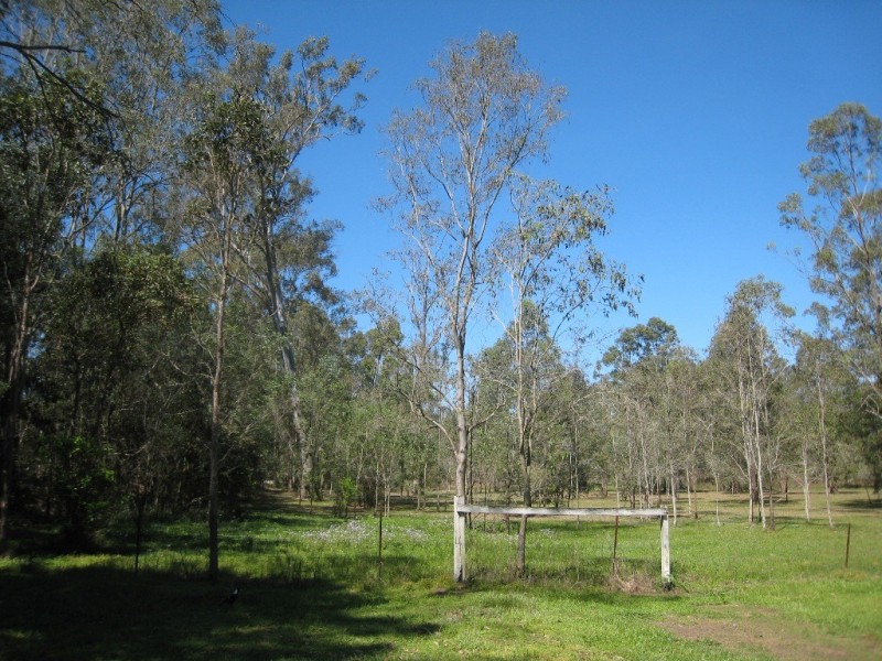 26 Aberdeen Road, North Maclean QLD 4280