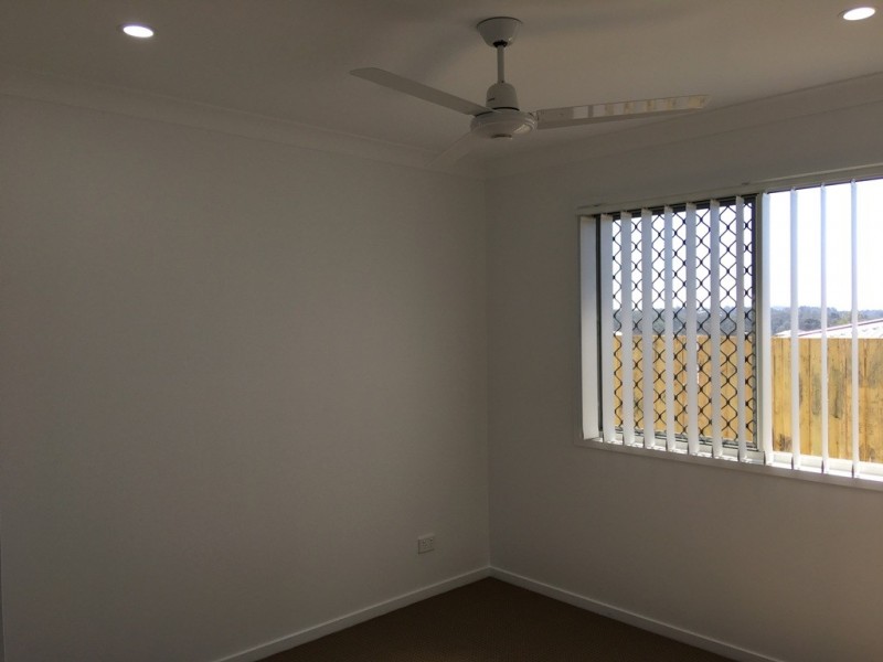 8 Osprey Street, Redbank Plains QLD 4301