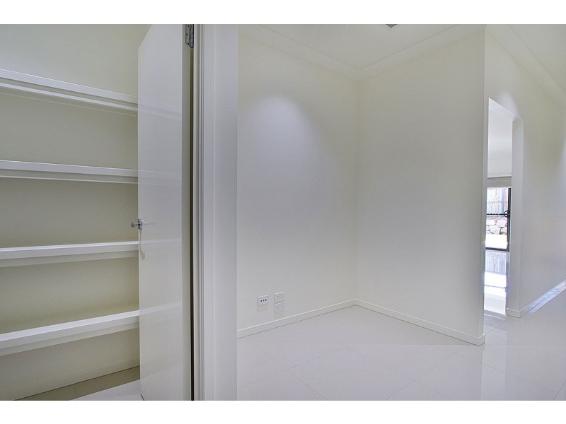 4 Tappen Street, Yarrabilba QLD 4207