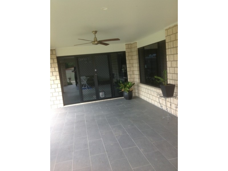 90-92 Haygarth Drive, Kooralbyn QLD 4285