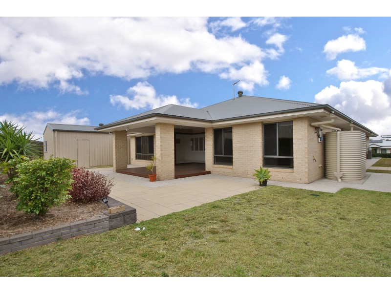 16 Robyn Court, Logan Village QLD 4207
