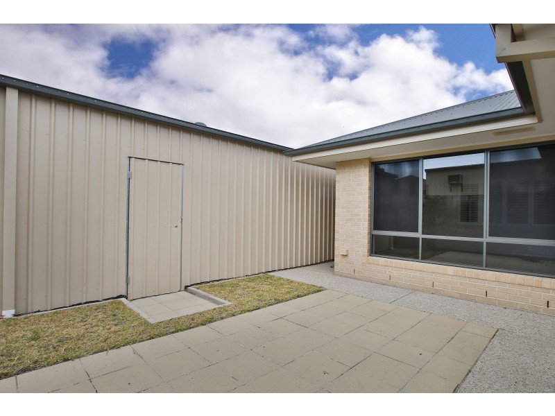 16 Robyn Court, Logan Village QLD 4207