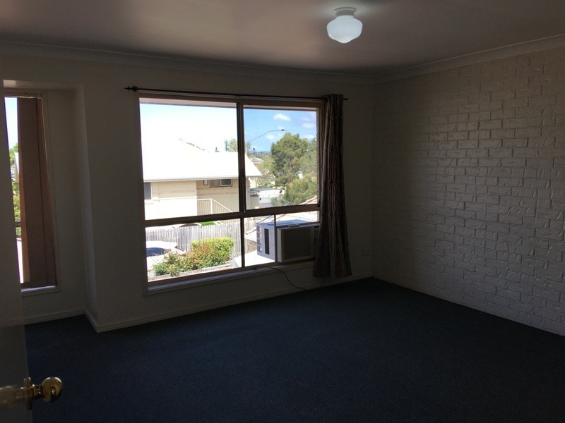 11 Smith Road, Woodridge QLD 4114