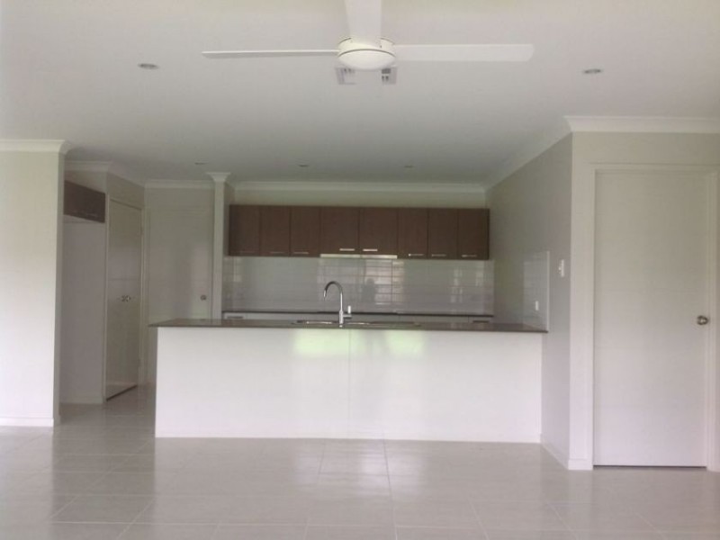 28 Treeline Circuit, Yarrabilba QLD 4207