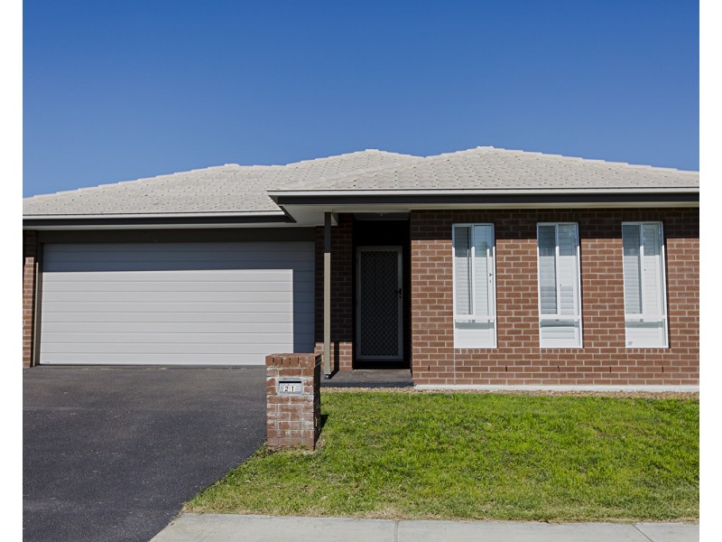 21 Shale Avenue, Logan Reserve QLD 4133