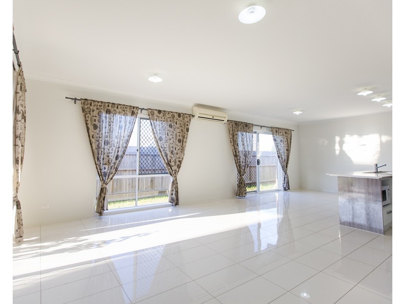 21 Shale Avenue, Logan Reserve QLD 4133